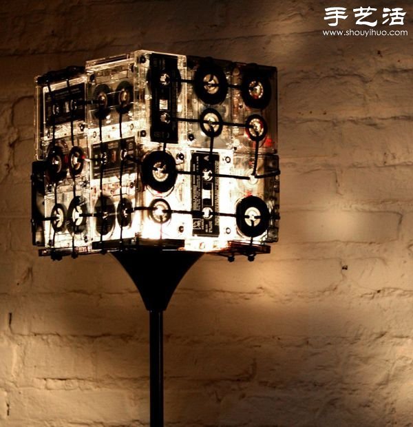磁带创意手工DIY 制作独一无二怀旧灯具(图4)