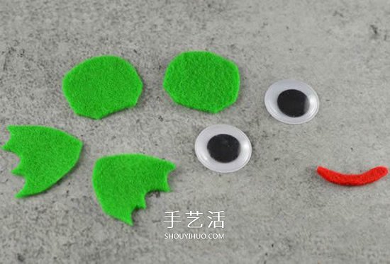 毛线小青蛙手工制作 幼儿做毛线球青蛙的方法(图3)