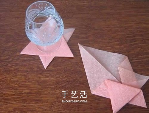 手工六角星杯垫的折法 简单星星杯垫怎么折(图7)