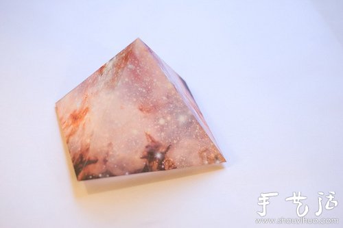DIY手工制作梦幻金字塔灯具(图8)