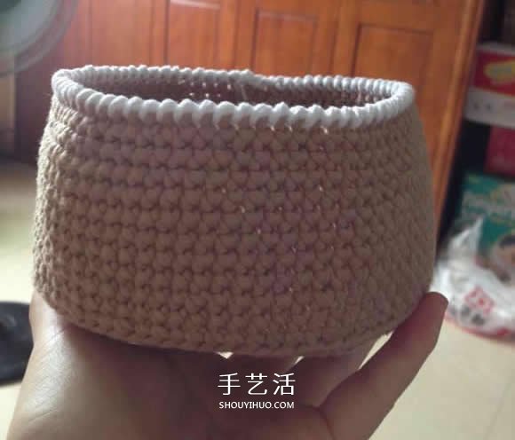 毛线收纳篮怎么编织 钩针编织圆形收纳筐图解(图6)