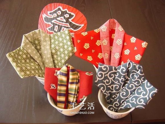 日本和服餐巾折叠图解 怎么叠衣服餐巾的教程(图1)