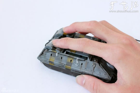 日本手工牛人DIY超酷艺术机箱(图12)
