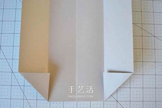 纸衬衫的折法简单图解 可爱小衬衫怎么折步骤(图4)