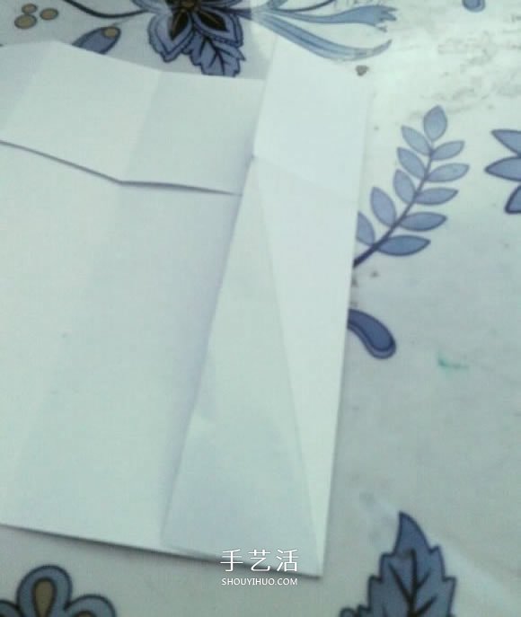 简单高脚杯的折法图解 折纸红酒杯的方法教程(图10)