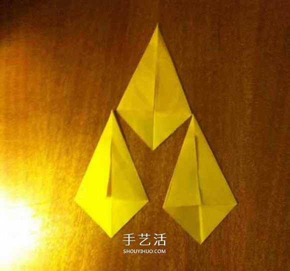 幼儿枫叶的折纸方法 简单折叠枫叶图解教程(图7)