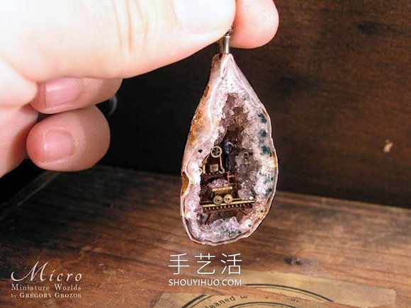 古董怀表化身微型世界！怀旧物件DIY迷你奇幻童话(图18)