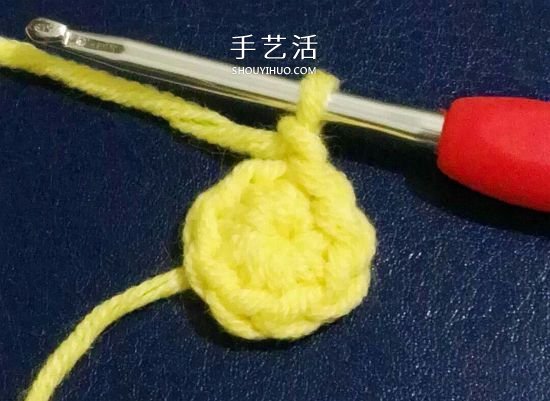 保暖又好看！钩针编织百日菊坐垫的编法图解(图2)