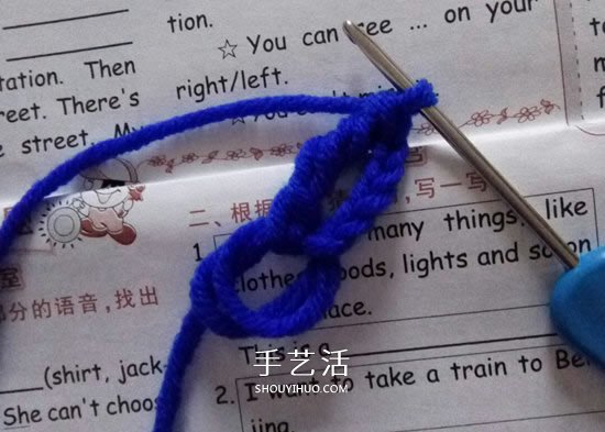 小巧可爱的装饰 手工钩针编织蝴蝶结的图解(图4)