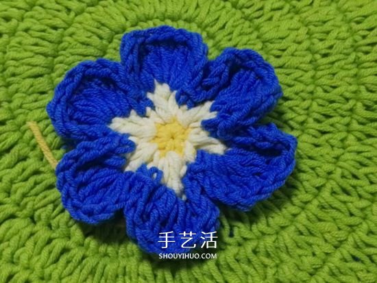 好看樱草花坐垫的编织图解 让你舍不得用！(图4)