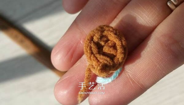 毛线钩织小熊的方法 可爱小熊玩偶的钩法图解(图16)