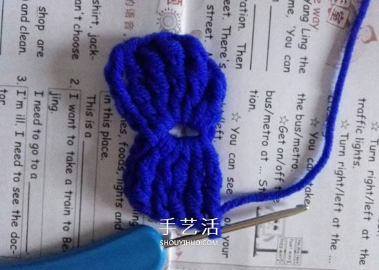 小巧可爱的装饰 手工钩针编织蝴蝶结的图解(图14)
