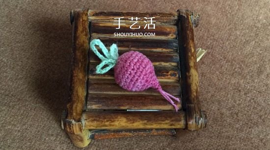 怎么钩织小萝卜的方法 简单水萝卜的钩法图解 - 双维造物网