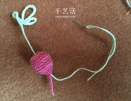 怎么钩织小萝卜的方法 简单水萝卜的钩法图解(图10)