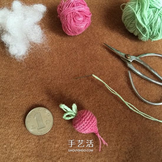 怎么钩织小萝卜的方法 简单水萝卜的钩法图解(图11)