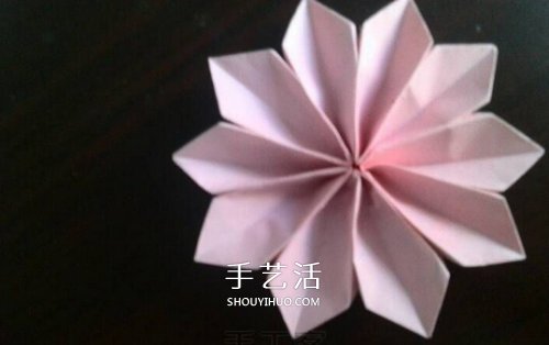 简单雪花的折叠方法 手工折纸雪花的图解教程 - 双维造物网