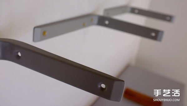 裂开的木板别丢掉 利用树脂改造成时尚家具(图9)