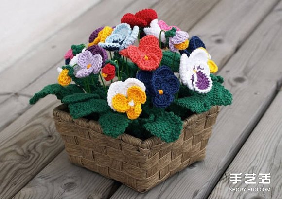 手工针织逼真的三色堇花盆栽花篮图解教程 - 双维造物网