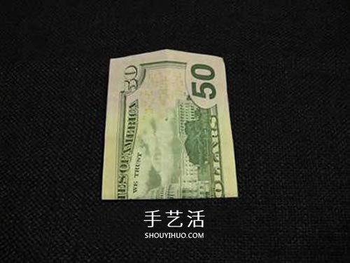 美元圣诞树的折法图解 纸币折纸圣诞树步骤(图4)