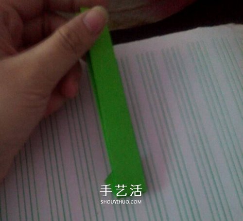 纸戒指的折法图解教程 折纸戒指简单又可爱(图8)