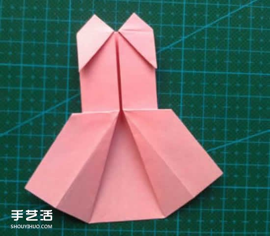 儿童折纸裙子图解教程 简单小裙子的折叠方法(图17)