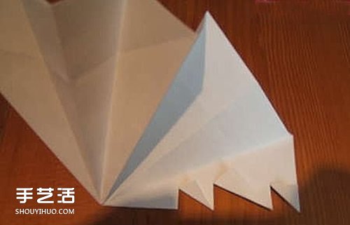 立体圣诞树怎么折图解 儿童圣诞树折纸教程(图9)