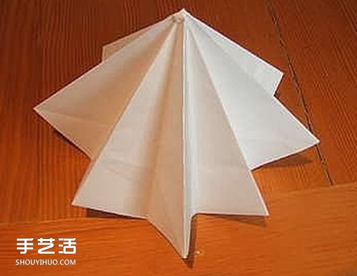 立体圣诞树怎么折图解 儿童圣诞树折纸教程(图8)