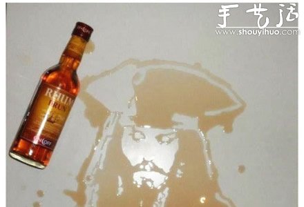 将洒出的酒等DIY成生动的人物肖像(图8)