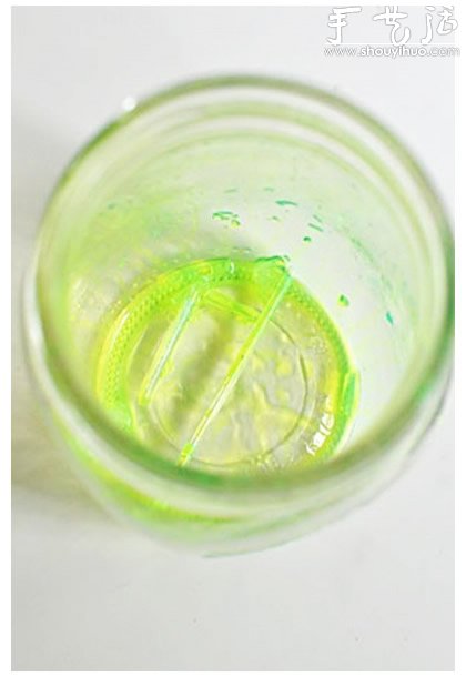 荧光棒手工DIY梦幻夜光罐的教程(图4)
