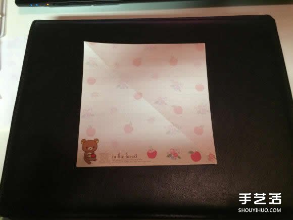 自带夹页功能的个性书签的折法图解教程(图3)