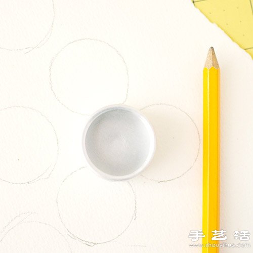 铁盒创意改造 DIY梦幻般水彩图案(图2)