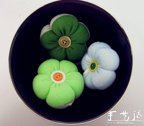 旧棉袜子手工DIY漂亮花朵 - 双维造物网