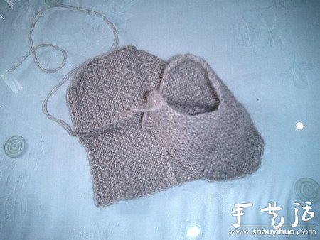 给小宝宝编织保暖袜子的手工教程(图8)