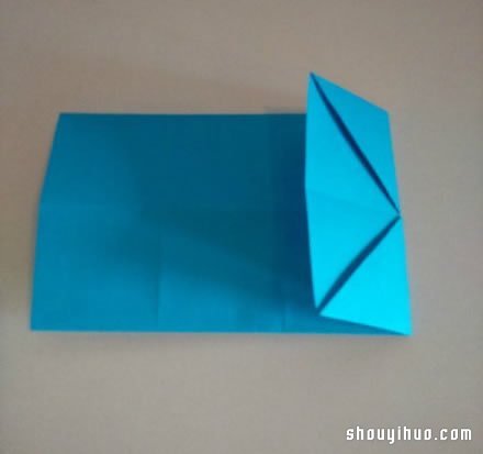 六孔笔筒的折法 折纸制作多彩笔筒图解教程(图7)