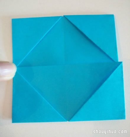 六孔笔筒的折法 折纸制作多彩笔筒图解教程(图8)