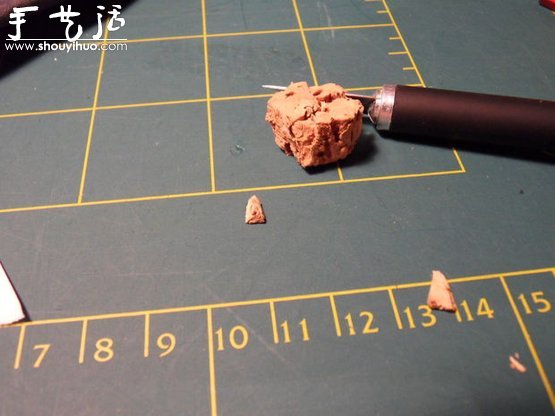 软木塞DIY制作灰袍甘道夫(图5)