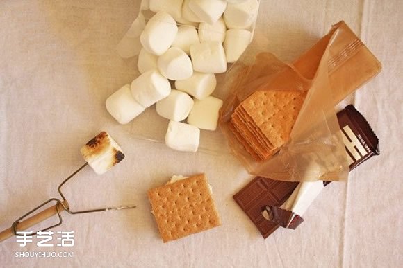 铁丝衣架DIY烧烤叉 自制烧烤叉子的方法 - 双维造物网