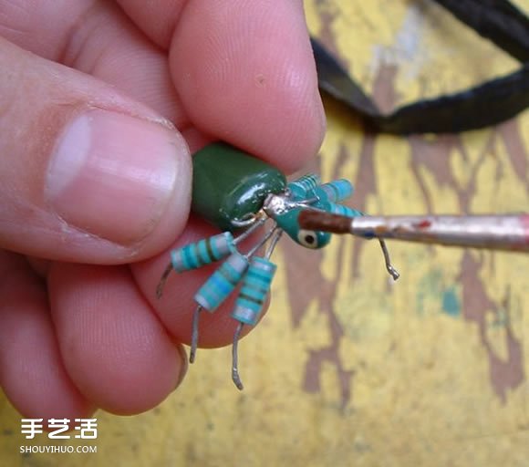 电路板电子元件变废为宝 DIY手工制作小蜘蛛(图10)