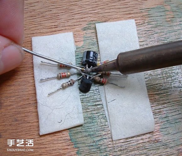 电路板电子元件变废为宝 DIY手工制作小蜘蛛(图9)