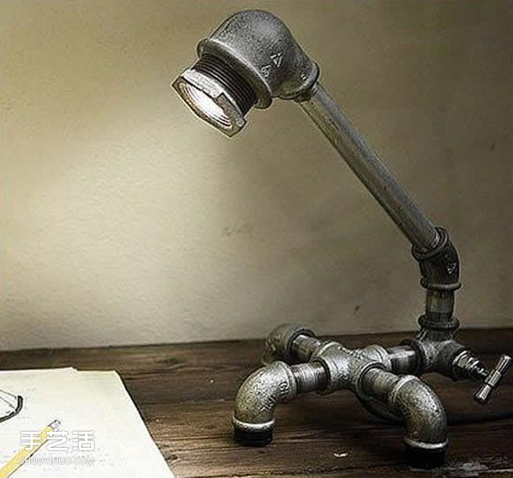 金属管道材料DIY制作个性台灯的作品图片(图2)