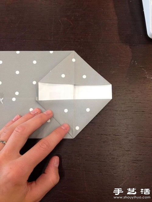 手工折纸制作经典的礼品包装袋(图8)