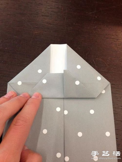 手工折纸制作经典的礼品包装袋(图9)