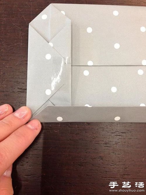 手工折纸制作经典的礼品包装袋(图12)