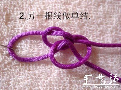 手工编织冰花结手链的方法(图2)