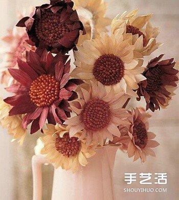 玉米叶制作花朵的方法 玉米叶DIY仿真花教程(图8)