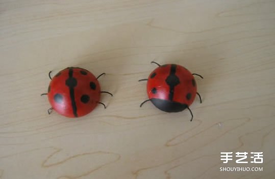 简单幼儿小手工：乒乓球制作七星瓢虫的方法(图10)