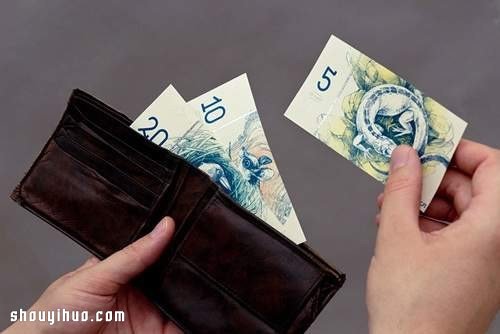自制欧元伪钞 精细到让真钞像玩具(图17)