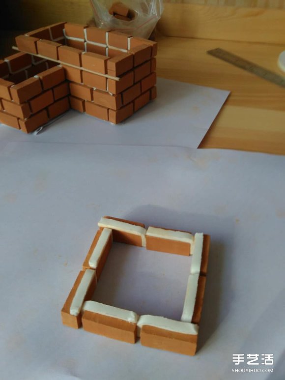 将花坛搬到桌子上！利用废砖头DIY制作花盆(图7)