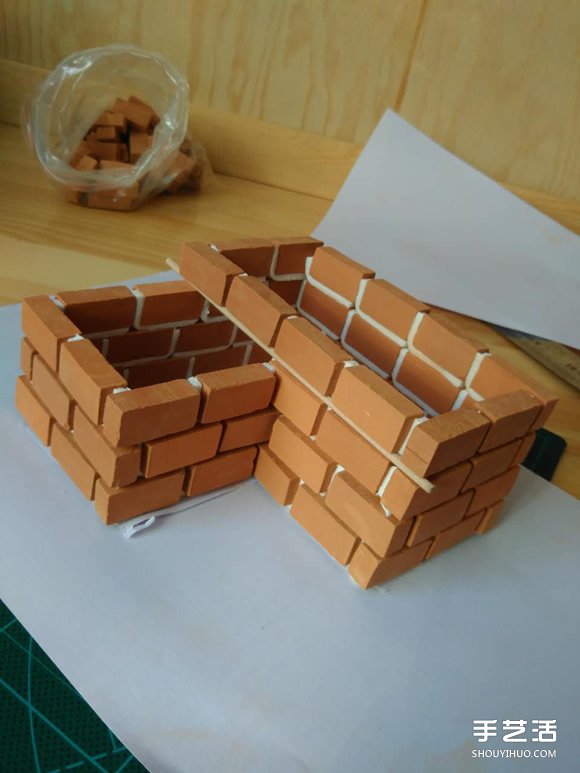 将花坛搬到桌子上！利用废砖头DIY制作花盆(图6)