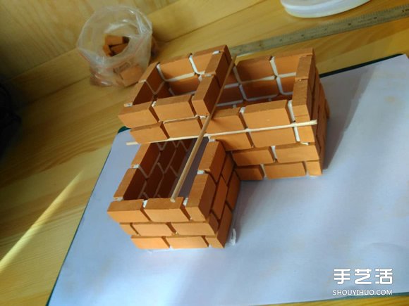 将花坛搬到桌子上！利用废砖头DIY制作花盆(图8)